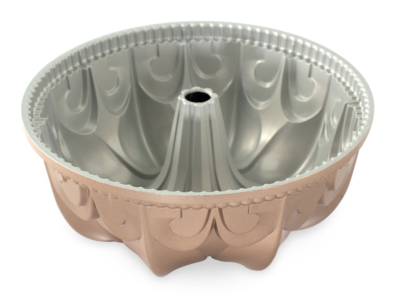 Nordic Ware: Aluguss-Backform Fleur de Lis Bundt Pan, Antihaft, 2,4 L, 22,5 x 9,5 cm