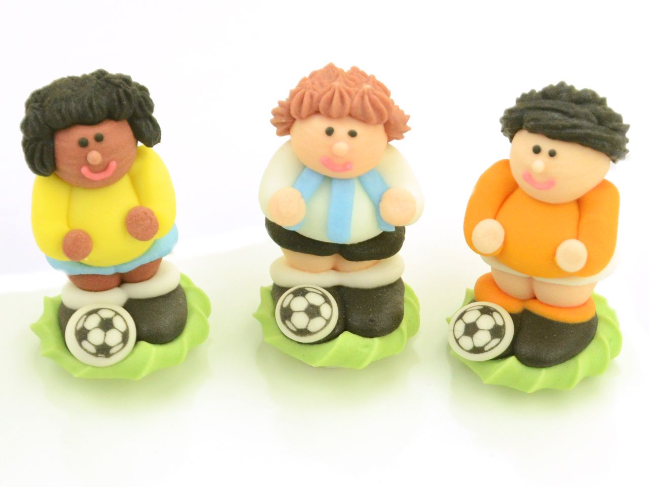 3D-Zuckerfiguren Fußballspieler, bunt, 24 Stück á 25 x 25 x 40 mm