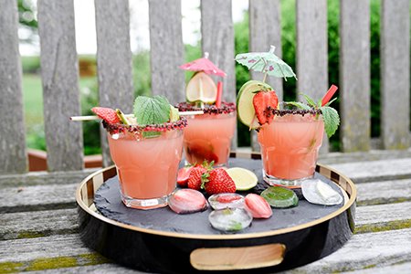 Erdbeer-Limetten-Gin-Cocktail