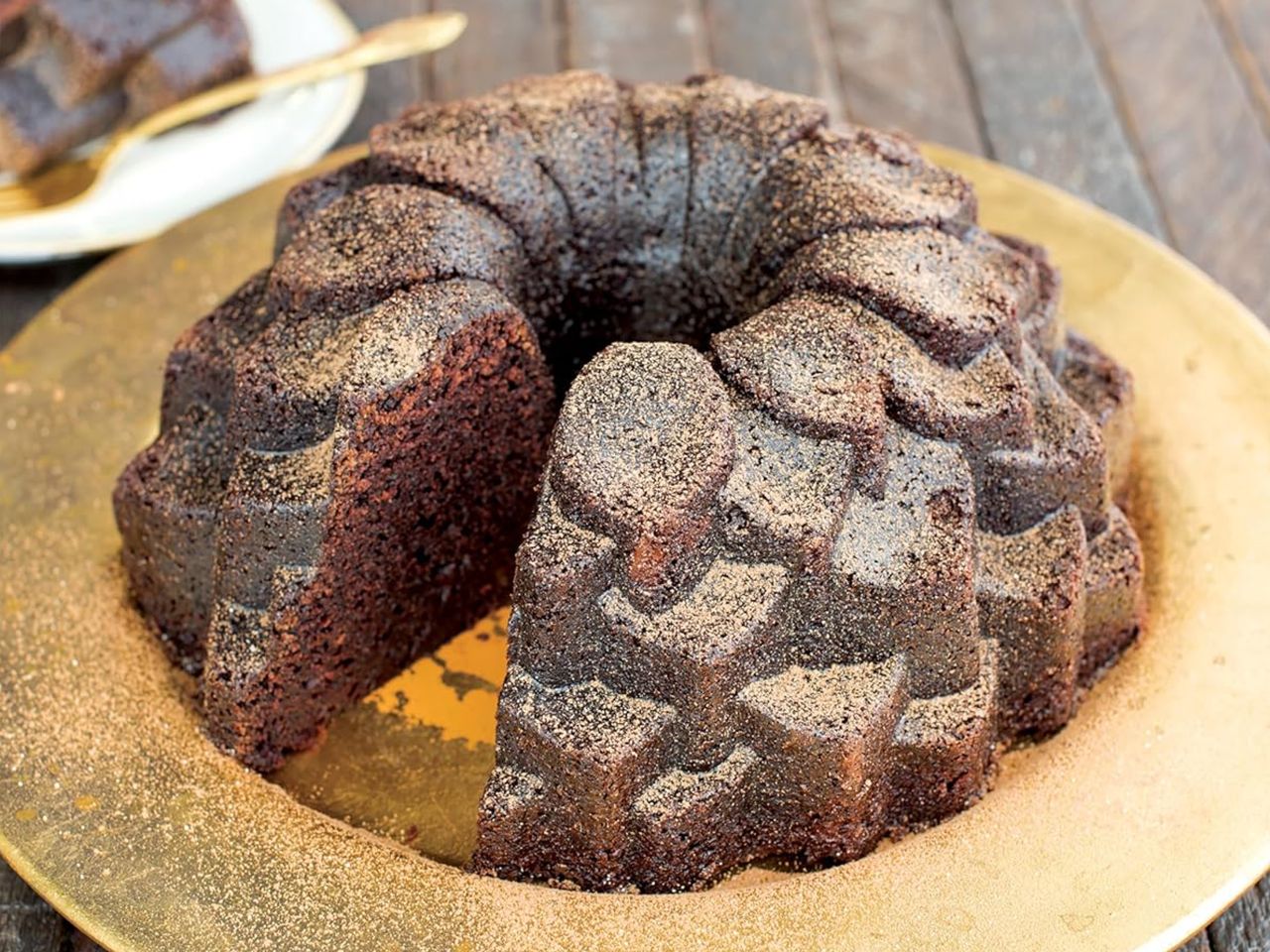 Nordic Ware: Aluguss-Backform Blossom Bundt Pan, Antihaft, 2,4 L, 23,5 x 9,5 cm