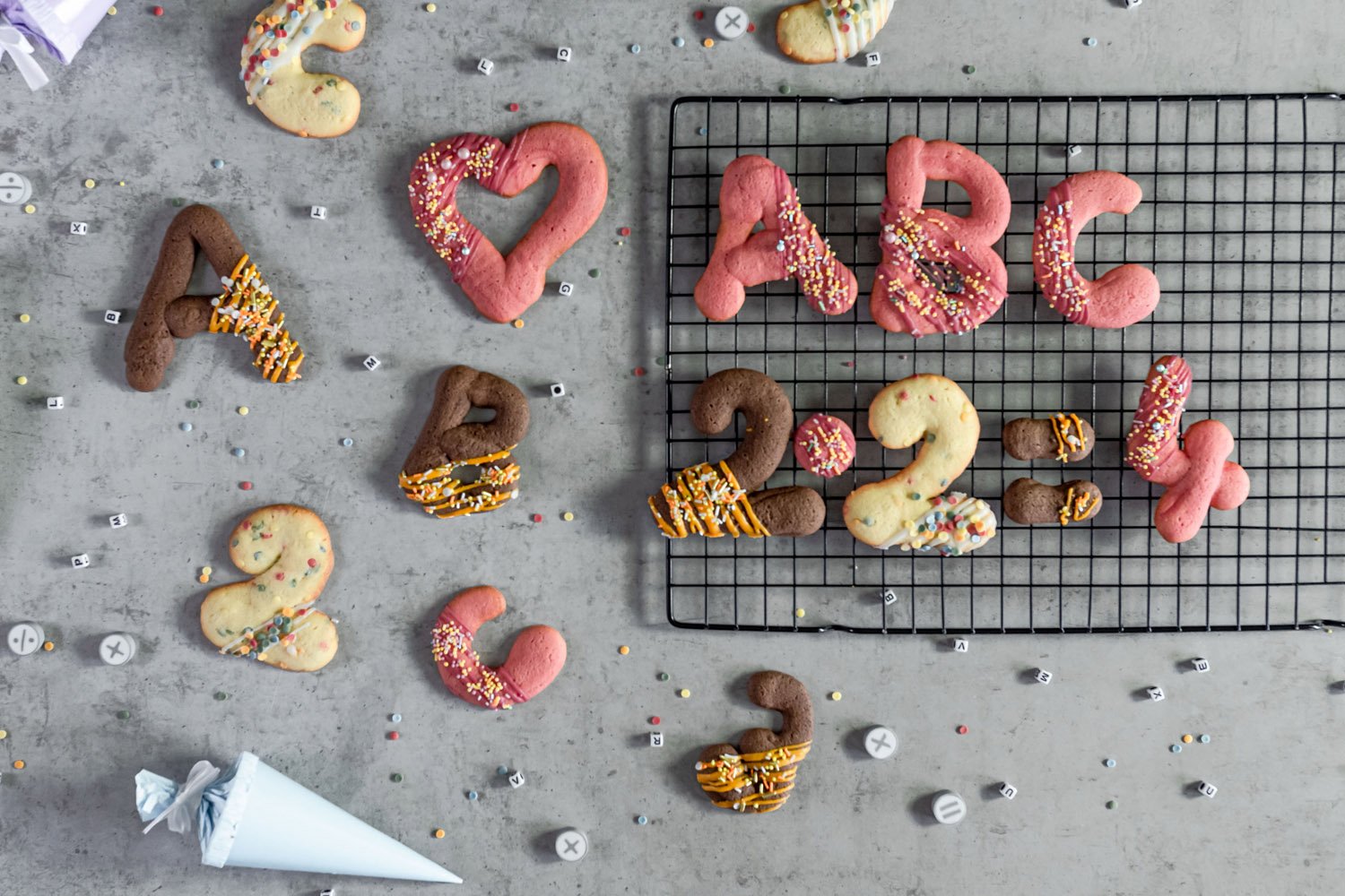 Bunte ABC Schulanfang Kekse