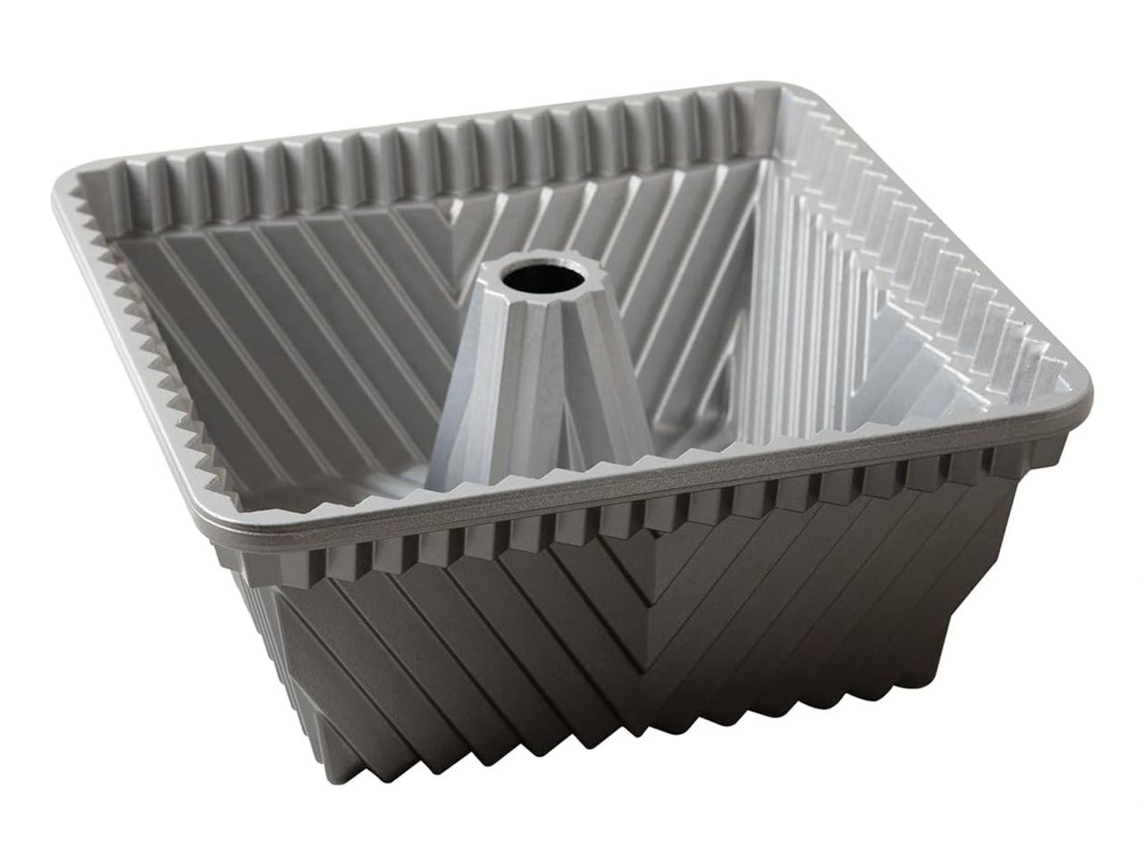 Nordic Ware: Aluguss-Backform Bundt Squared Pan, Antihaft, 2,13 L, 22,5 x 22,5 x 10 cm