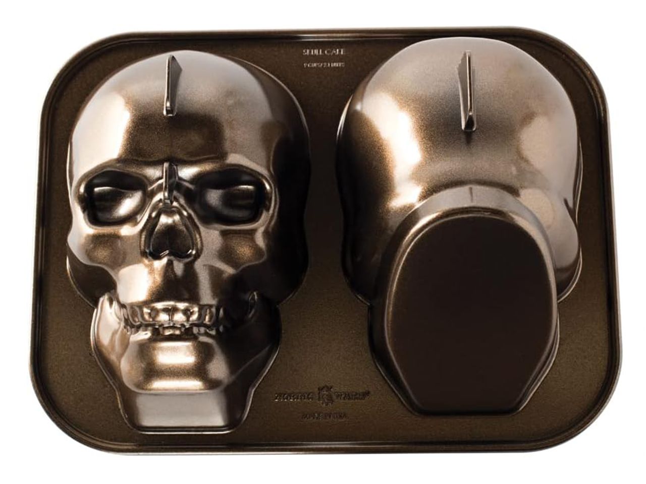 Nordic Ware: Aluguss-Backform Haunted Skull Cake, Antihaft, 2,1 L, 20,5 x 12,5 x 10 cm