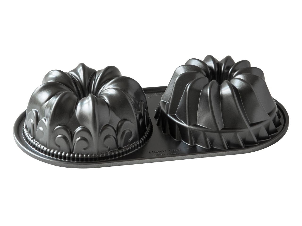 Nordic Ware: Aluguss-Backform Bundt Duet, Antihaft, 1.18 L, 2 Mulden à 14,5 x 6,5 cm in 2 Designs