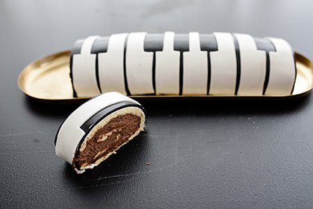 Biskuitrolle Klavier