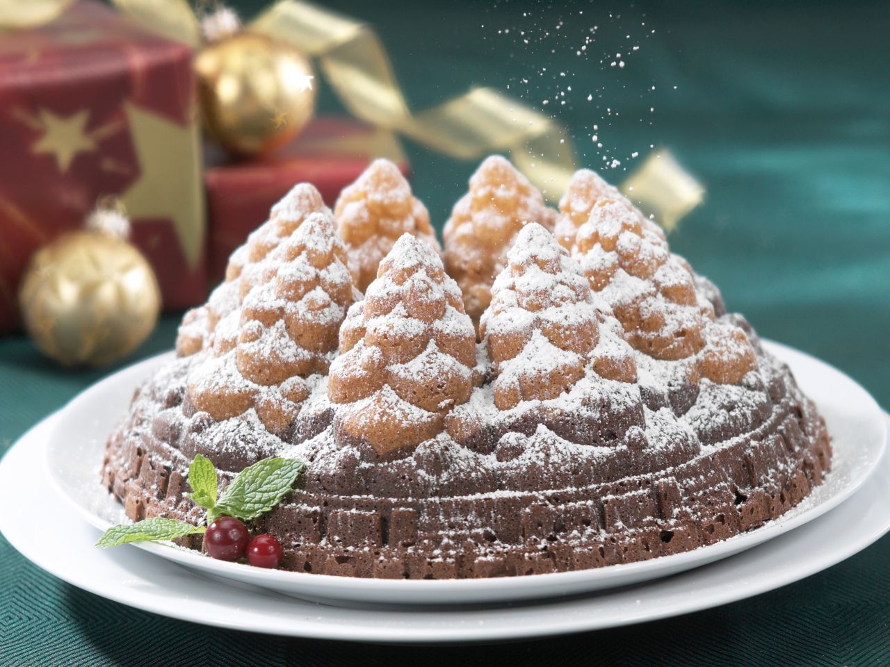 Nordic Ware: Aluguss-Backform Pine Forest Bundt, Antihaft, 2,13 L, 23 x 10,5 cm