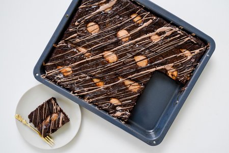 Glutenfreier Schokoladen Brownie mit Birne